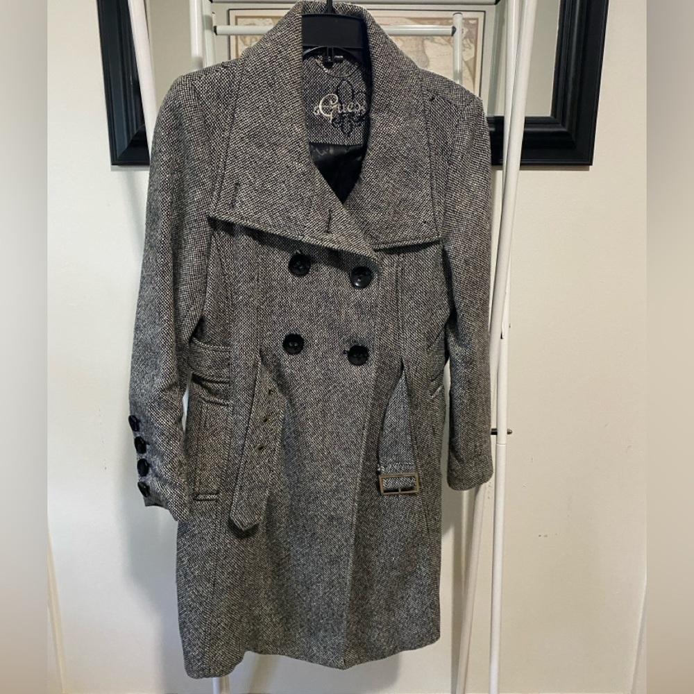 GUESS Women's Black and White Herringbone Walker Coat